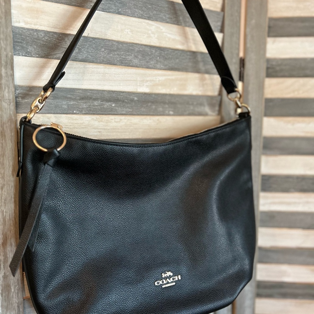 Coach Skylar hobo bag in black pebbled leather
